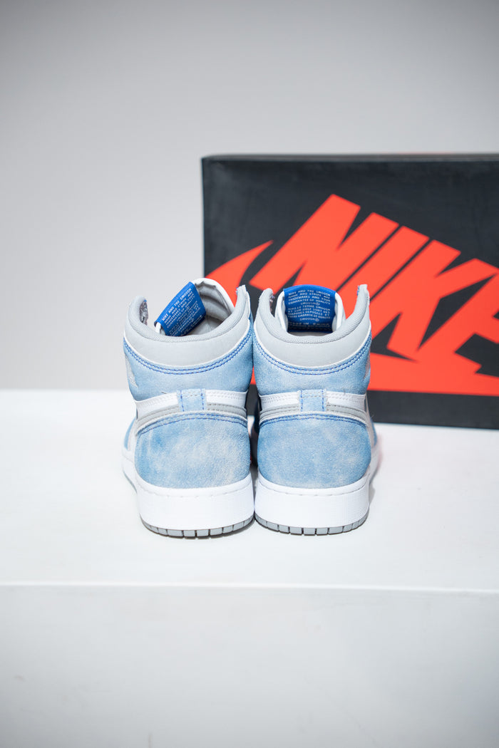 Jordan 1 High Hyper Royal GS (Taille 36)