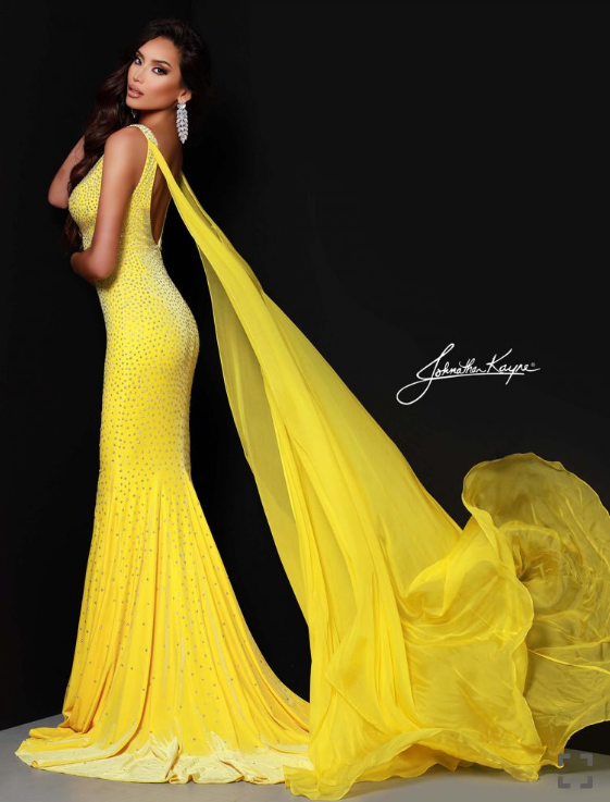 Johnathan Kayne Cape 2 Nude