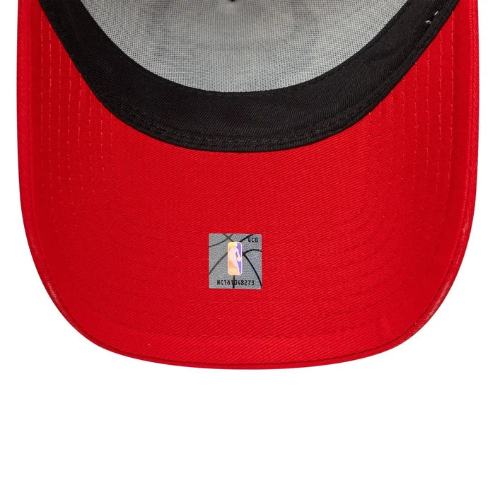 NEW ERA Chicago Bulls NBA Side Patch Red 9FORTY A-Frame Trucker Adjustable Cap
