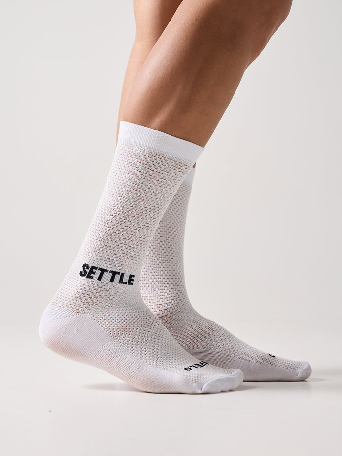 ULTRA DON'T SETTLE SOCKS - WHITE