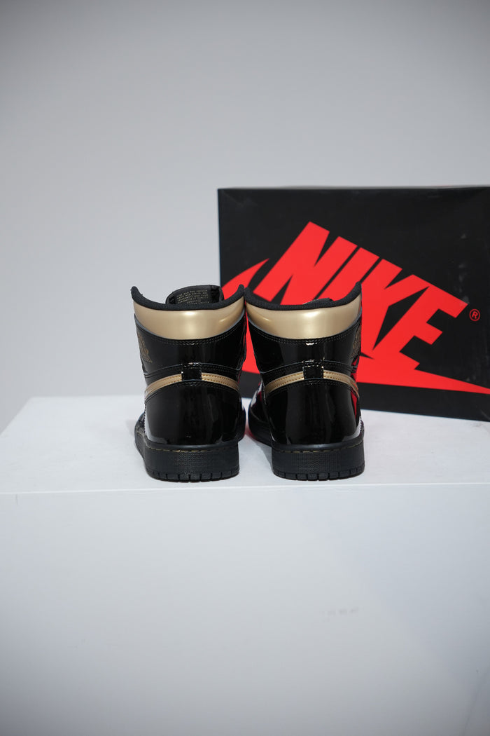 Jordan 1 High Black Metallic Gold (Taille 37,5)