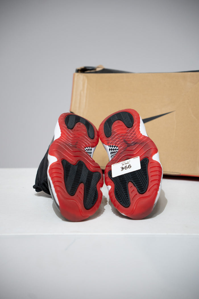 Jordan 11 Bred 2019 GS (Taille 38)
