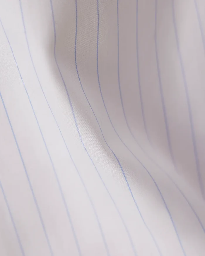 32301