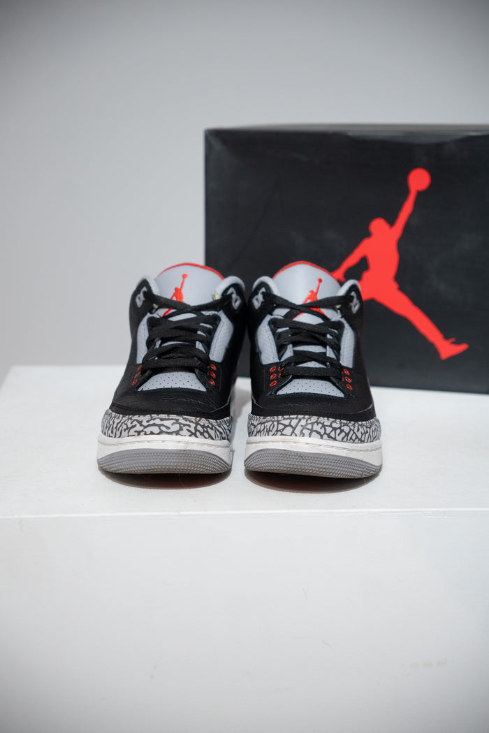 Jordan 3 Black Cement 2018 (Taille 40)