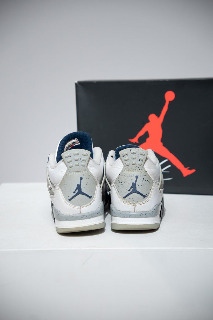 Jordan 4 Midnight Navy GS (Taille 39)