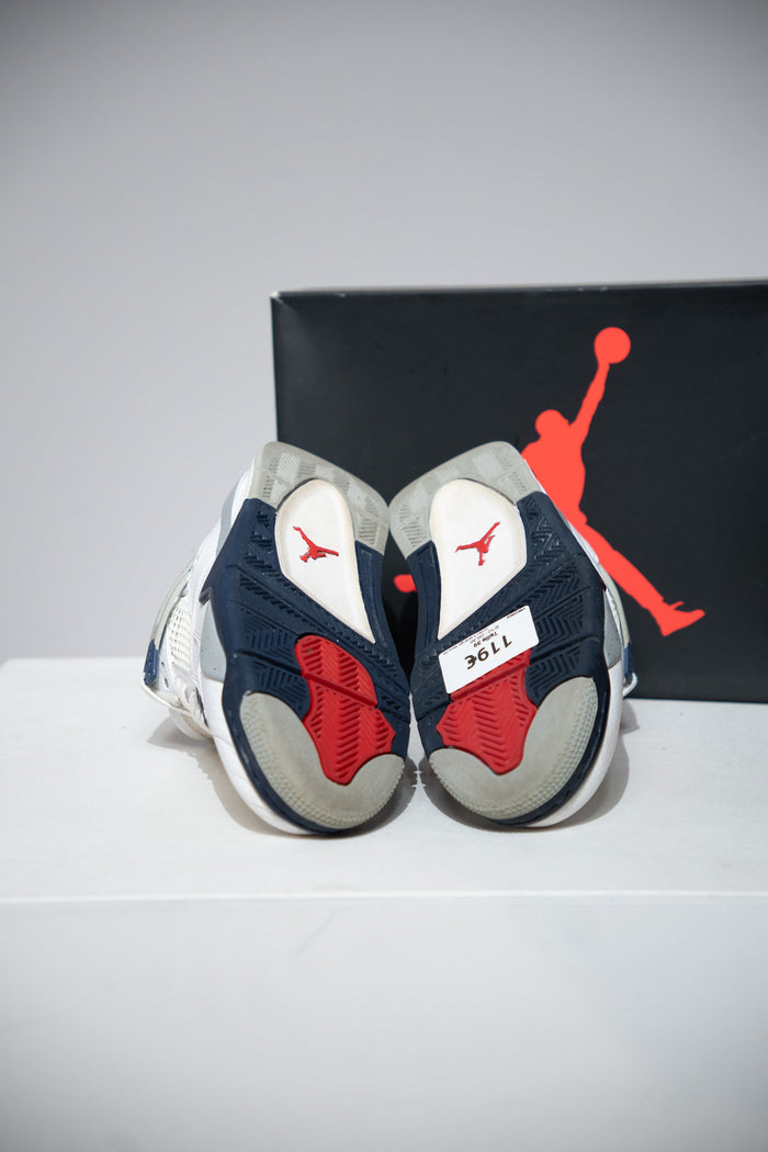 Jordan 4 Midnight Navy GS (Taille 39)