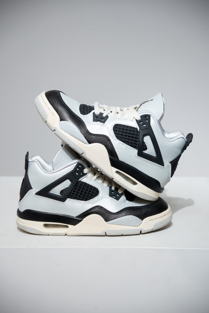 Jordan 4 Platinium Gold GS (Taille 37,5)