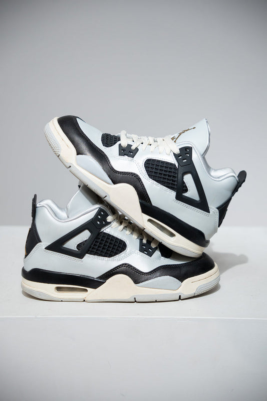 Jordan 4 Platinium Gold GS (Taille 37,5)