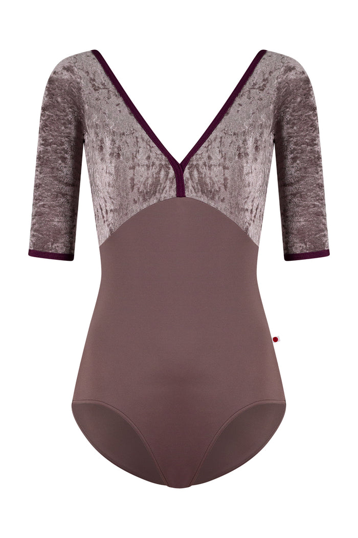 Alicia Leotard in Phantom - Yumiko