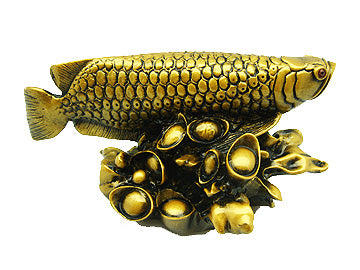 Arowana on Gold Ingots (5 inches)