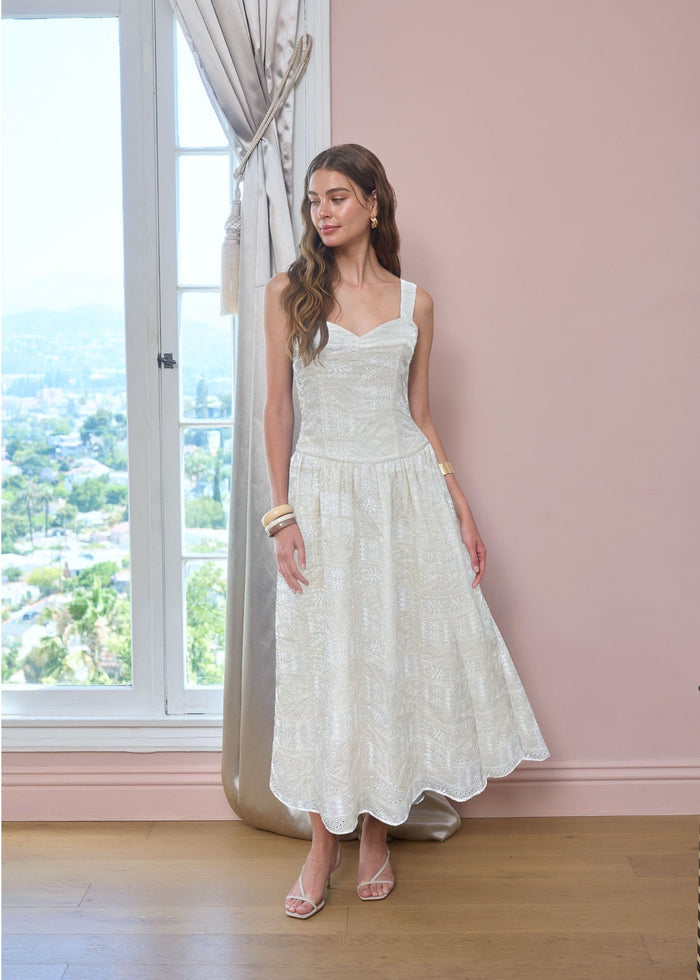 SWEETHEART EMBROIDERED MAXI DRESS