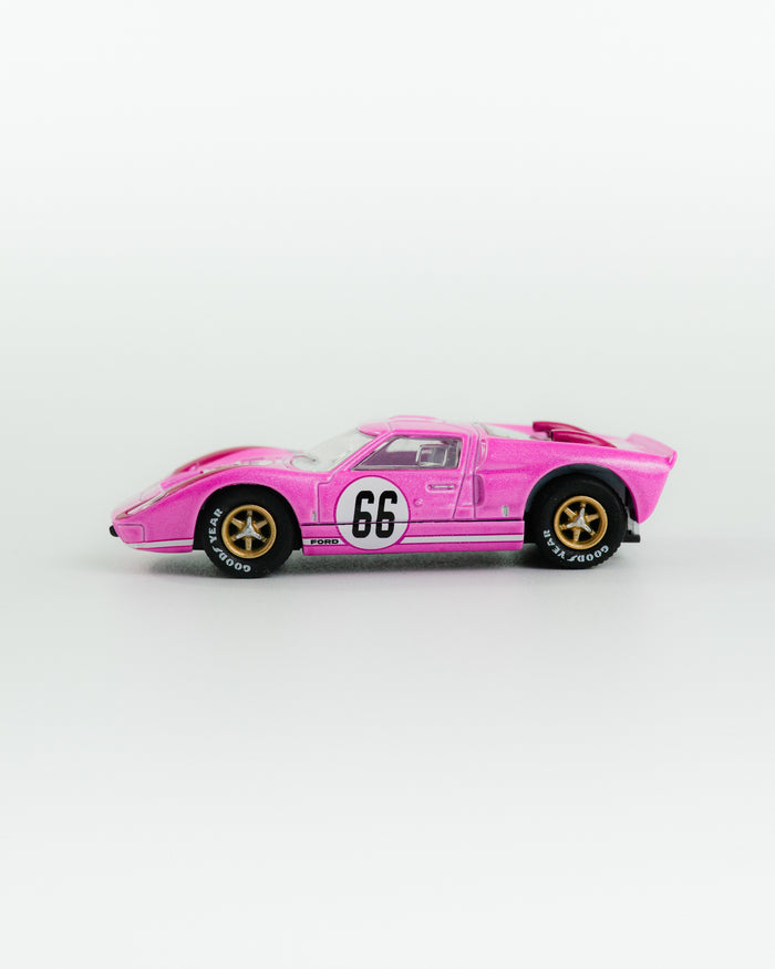 Auto Club Box #20 - 1966 Ford GT40 MK II