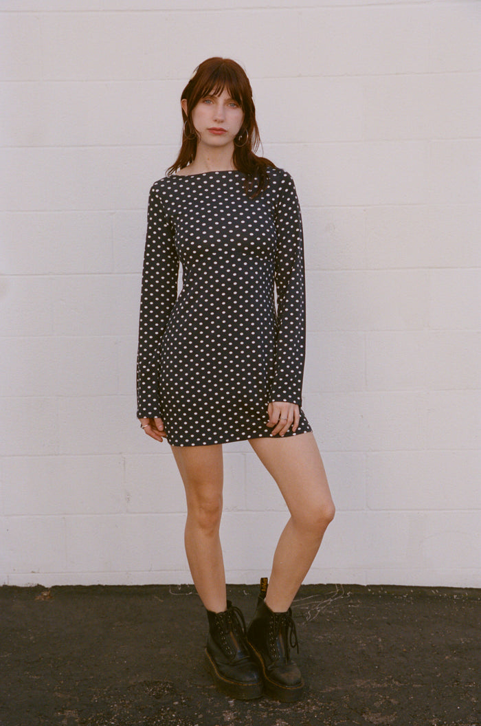 BOATNECK DRESS IN DOMINO DOT