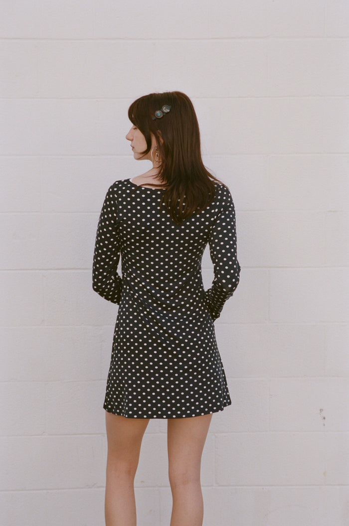 BOATNECK DRESS IN DOMINO DOT