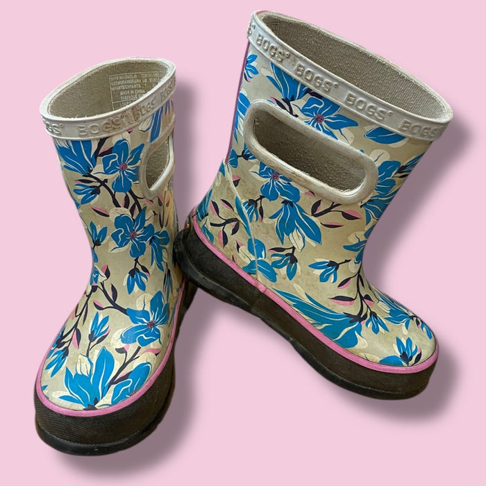 bogs rainboots 7.0