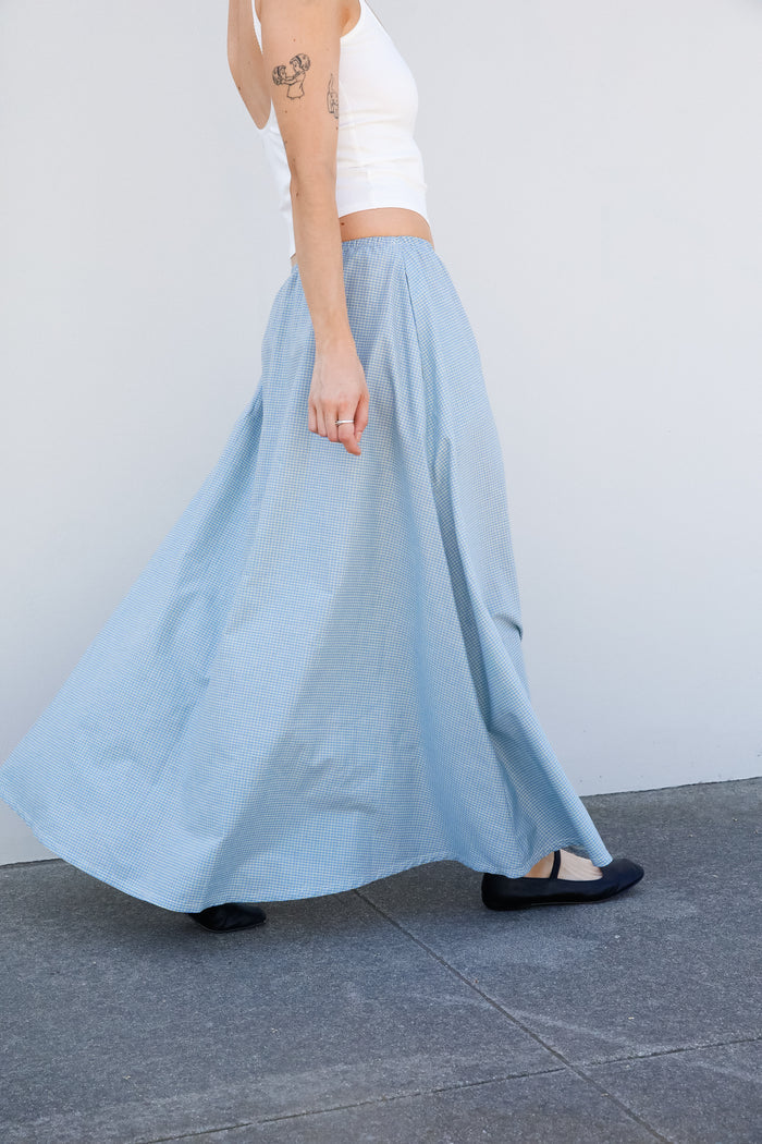 DREAM SKIRT IN CAPRI