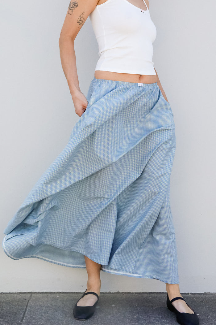 DREAM SKIRT IN CAPRI