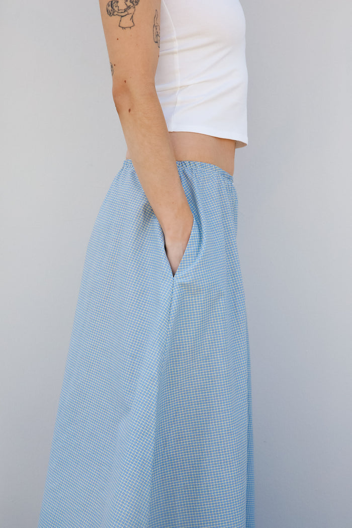 DREAM SKIRT IN CAPRI