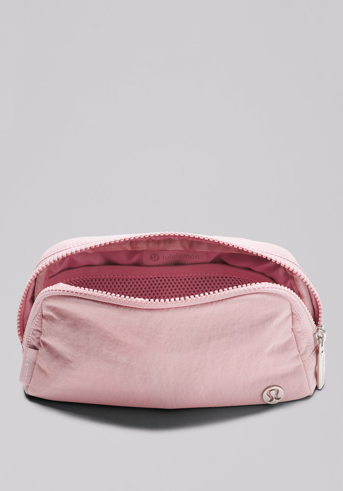 Everywhere Belt Bag 1L