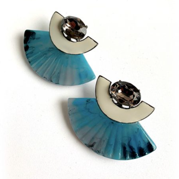 Fan Oval Stone Earring