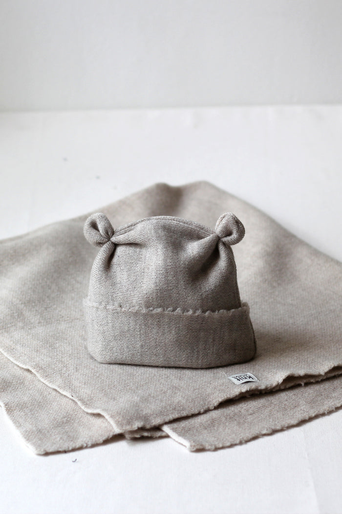 Knitworks Baby Blanket & Beanie Beige
