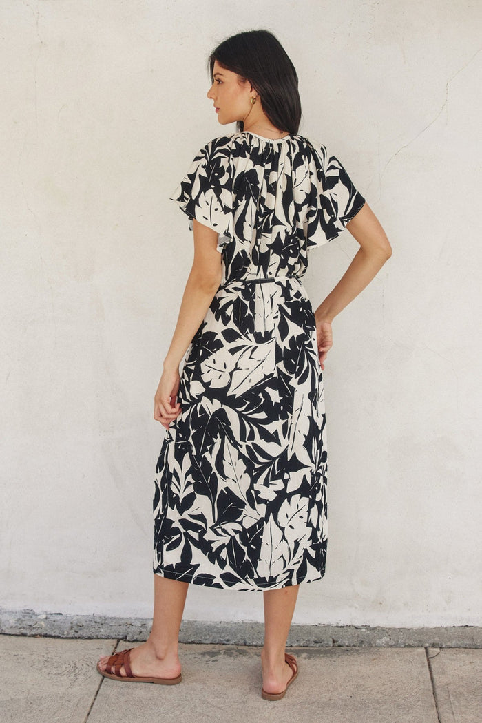 DRESS FORUM LOVE LETTER GATHERED NECK BUTTON DOWN DRESS – LEAF SHADOW PRINT MIDI WITH FLIRTY FLOW AND A FEMININE FIT