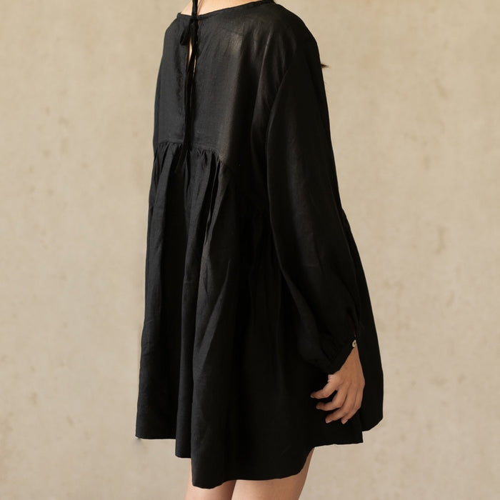 LINEN SOMERLUS DRESS IN NOIR