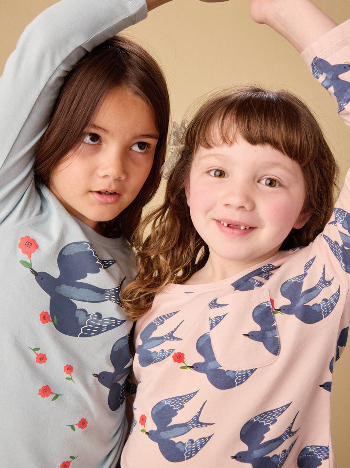 Magpies Graphic Tee