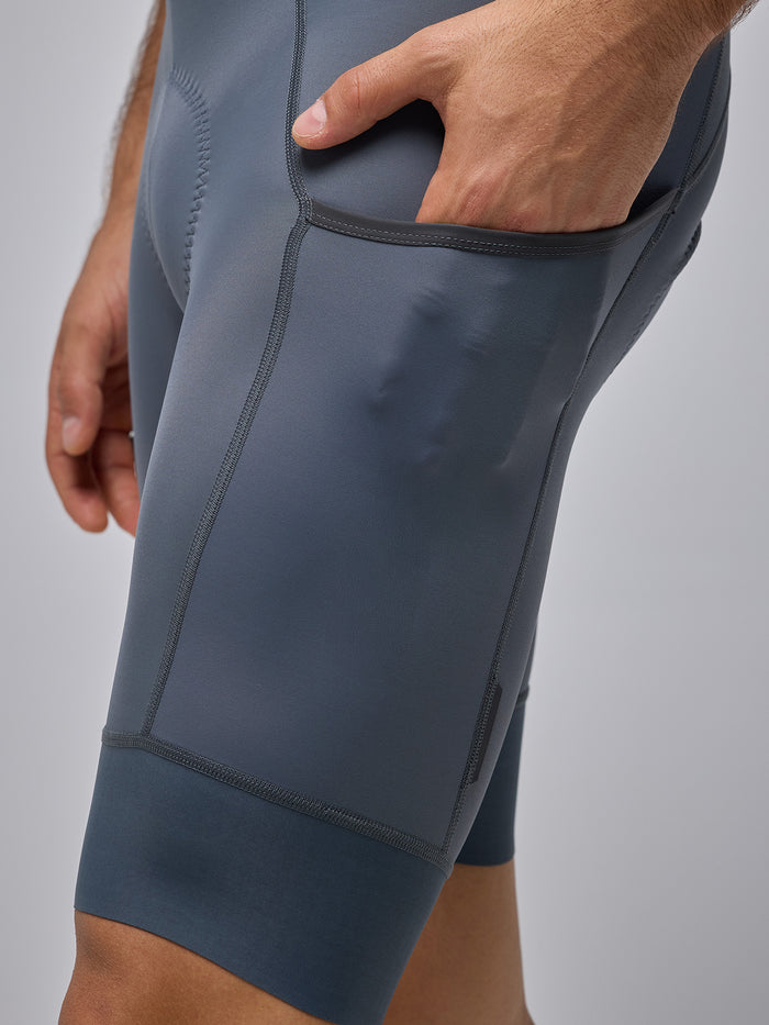 MEN'S ESSNTL CARGO BIB SHORTS - GREY