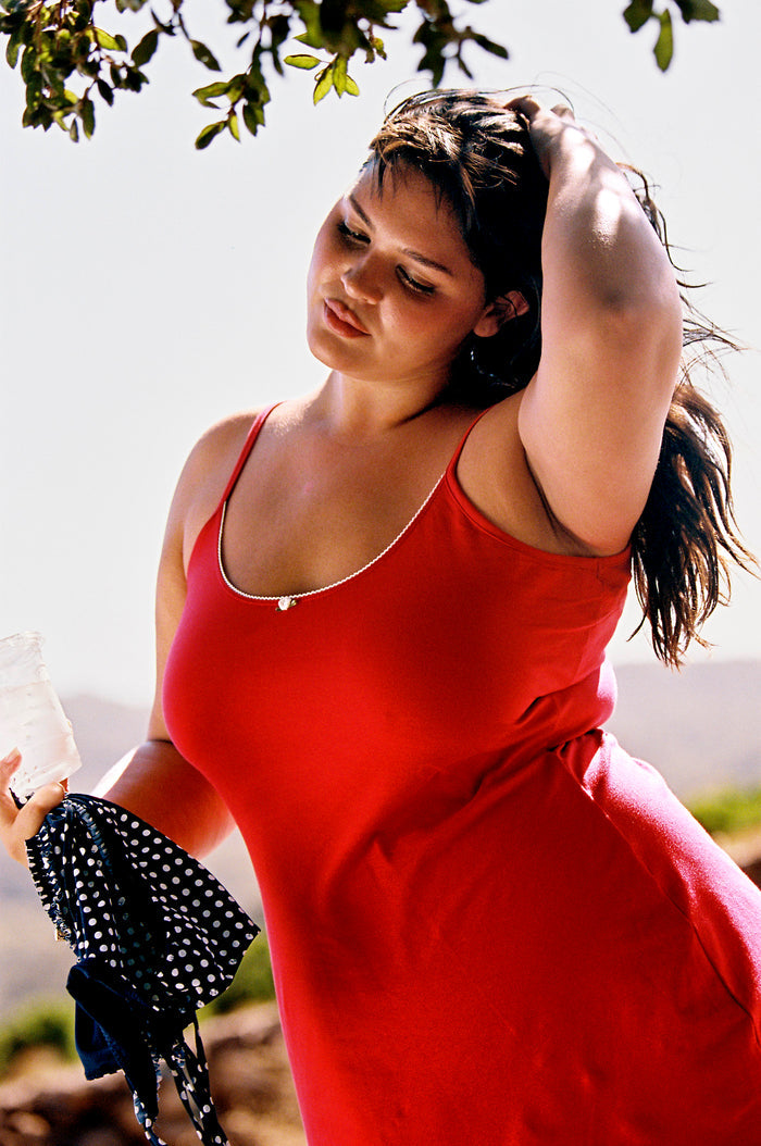 SCOOP BACK CAMI DRESS IN CHERRY