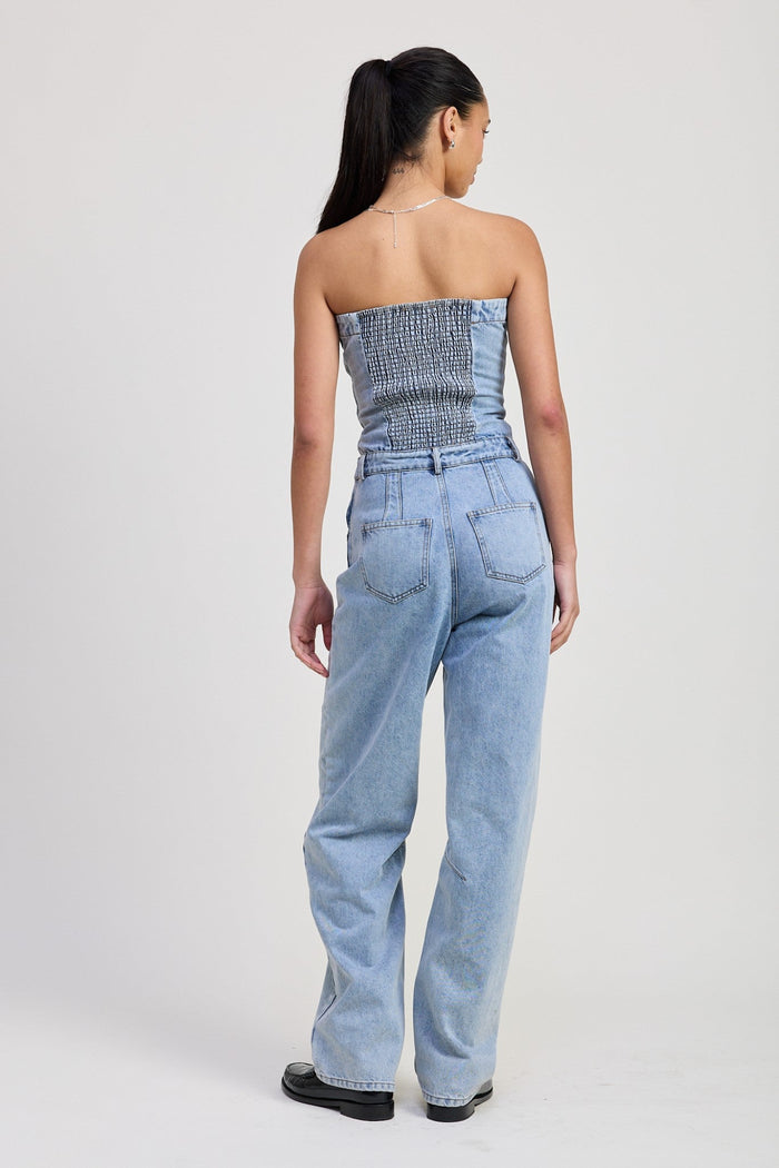 EMORY PARK STRAPLESS LIGHT WASH DENIM JUMPSUIT 100% COTTON SMOCKED BACK CHIC TRENDY REVAMP