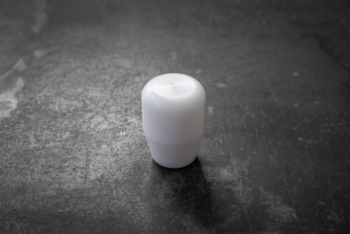 Non-Recessed / No Emblem / White