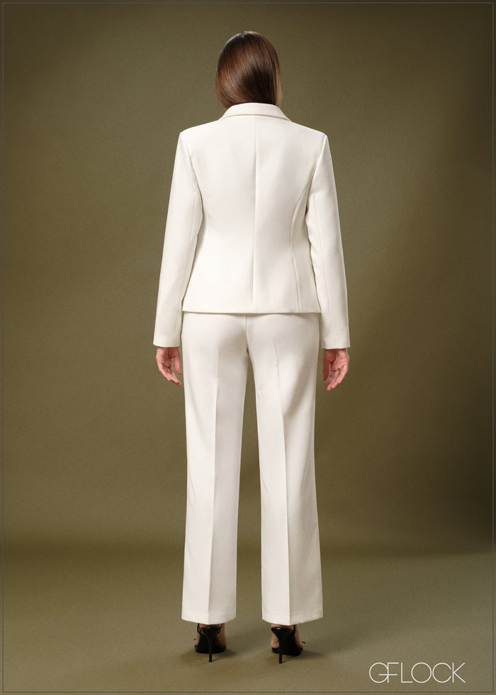 Straight Leg Pant - 011225