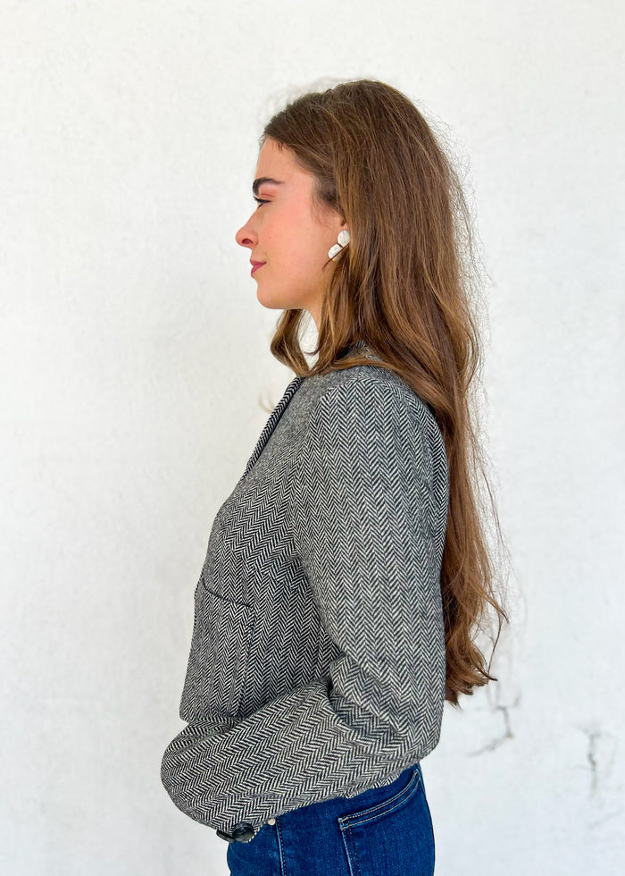 BUTTON FRONT JACKET