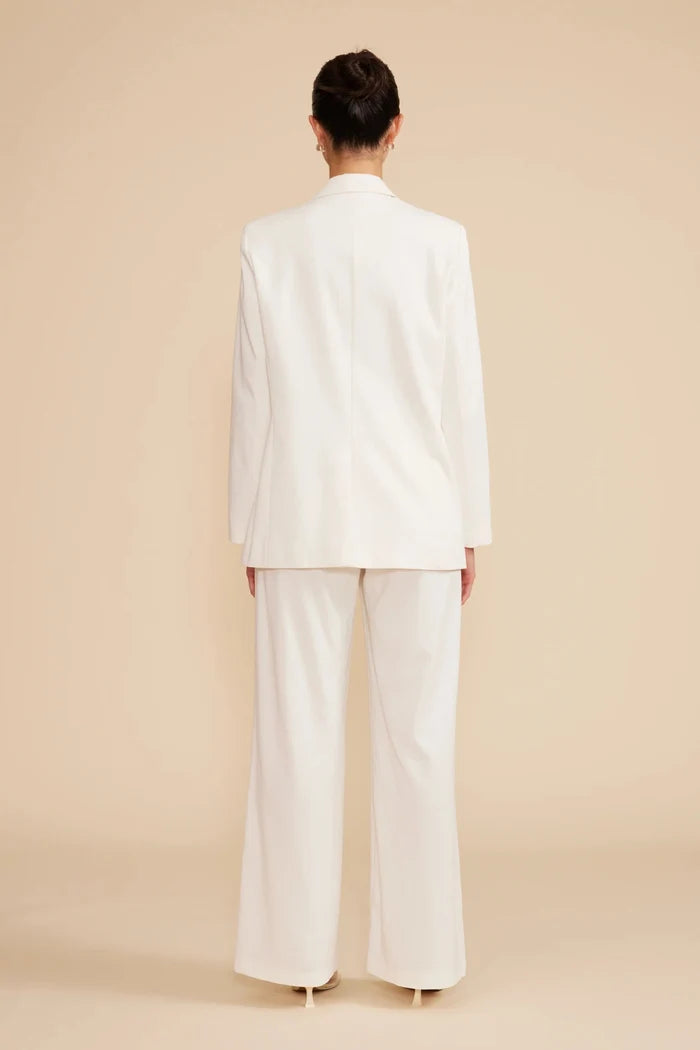 LUCY PARIS TARA CUPRO BLAZER – TIMELESS WHITE BLAZER