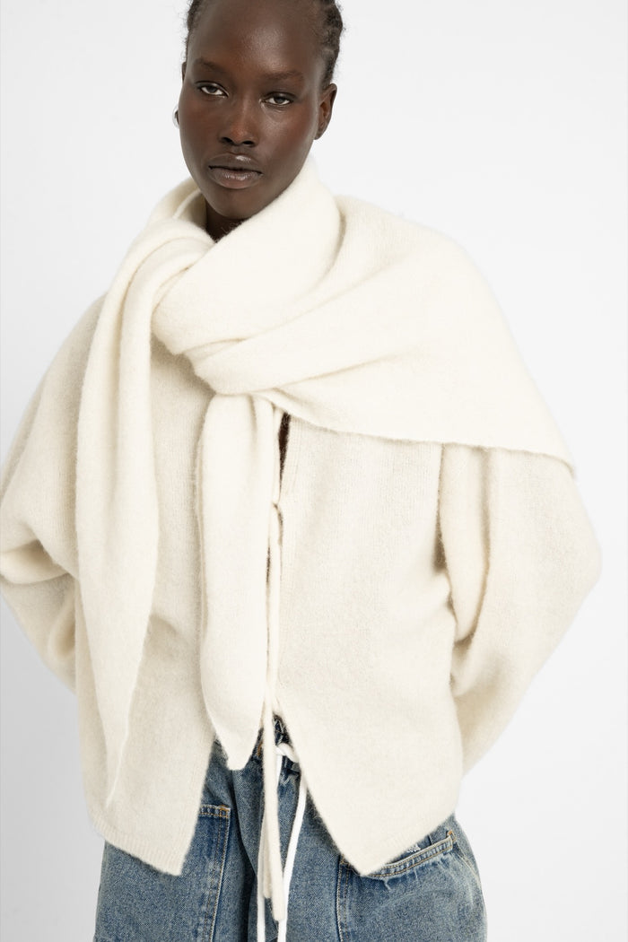 TRIANGLE Maxi Scarf Cream