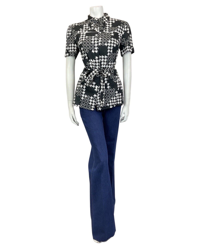 VINTAGE 60s 70s BLACK WHITE GEOMETRIC MOD BELTED DAGGER COLLAR SHIRT 12 14