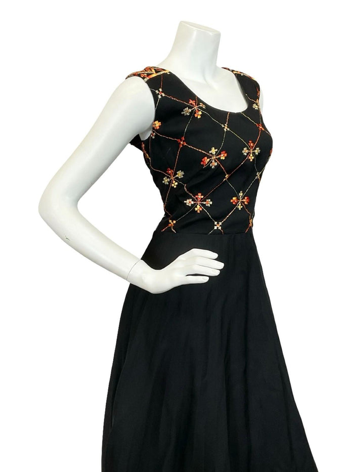 VTG 60S 70S BLACK ORANGE GOLD VERA MONT PLEATED EMBROIDERED MAXI DRESS 12