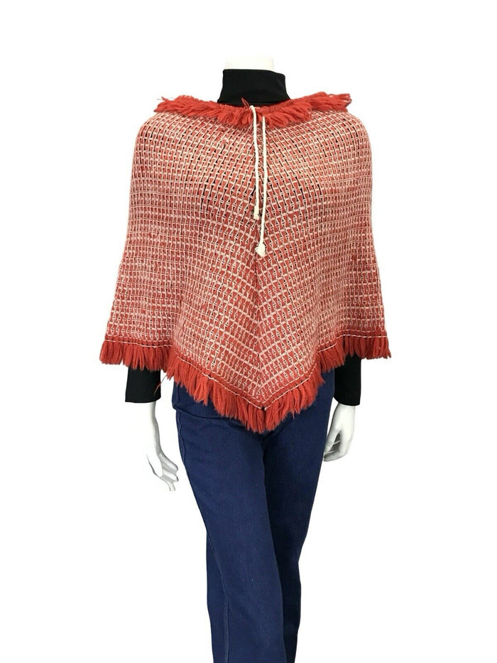 VTG 60S 70S RED WHITE ROPE TIE KNITTED FRINGED BOHO HIPPY WOOL PONCHO 4 6 8