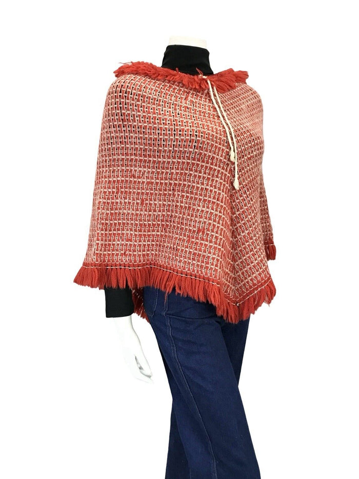 VTG 60S 70S RED WHITE ROPE TIE KNITTED FRINGED BOHO HIPPY WOOL PONCHO 4 6 8