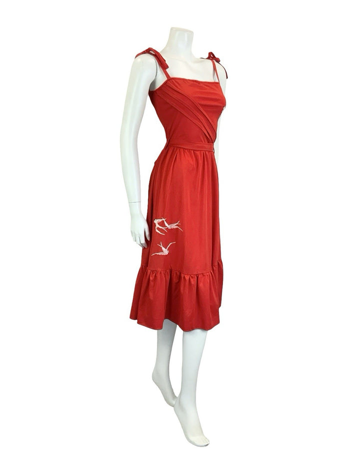 VTG 60S 70S RED WHITE STRAPPY EMBROIDERED BIRD RUFFLE TIE WAIST SUN DRESS 10