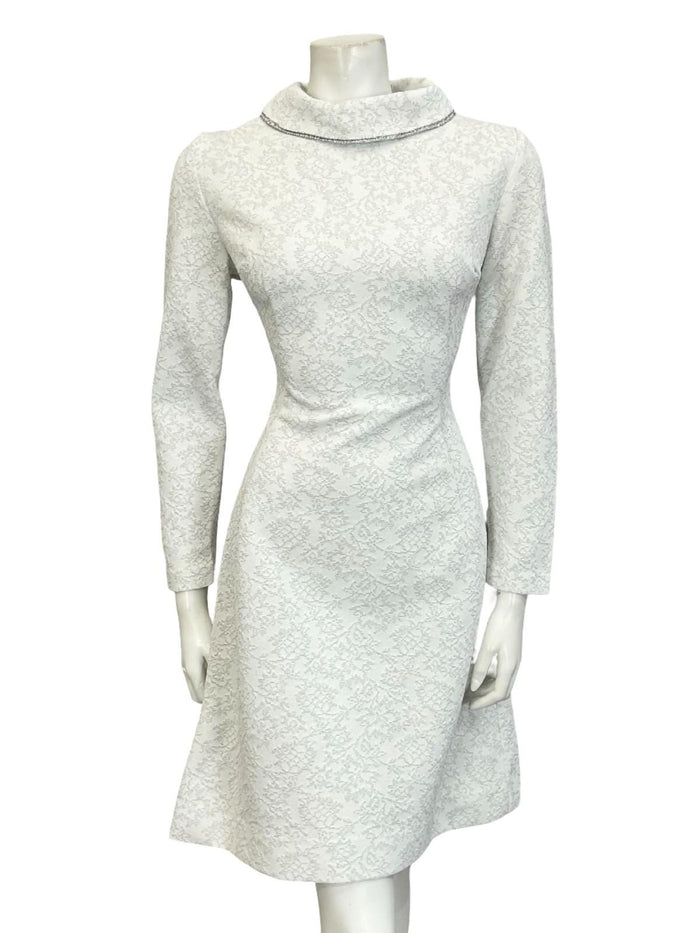 VTG 60S 70S WHITE SILVER MOD ROUND NECK LUREX GLITTERY PARTY BRIDAL? DRESS 10 12