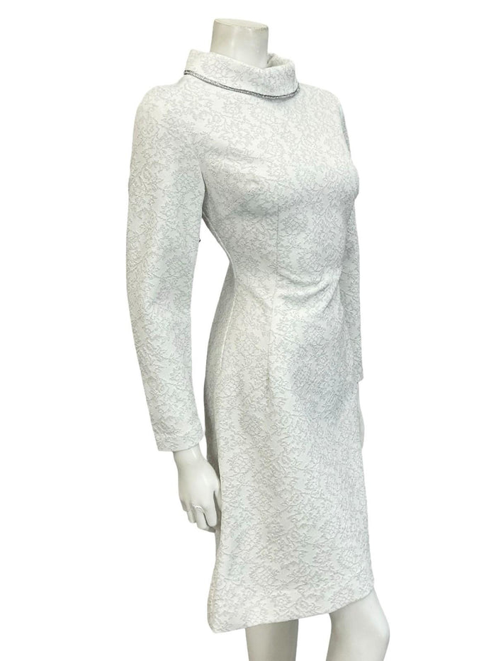 VTG 60S 70S WHITE SILVER MOD ROUND NECK LUREX GLITTERY PARTY BRIDAL? DRESS 10 12