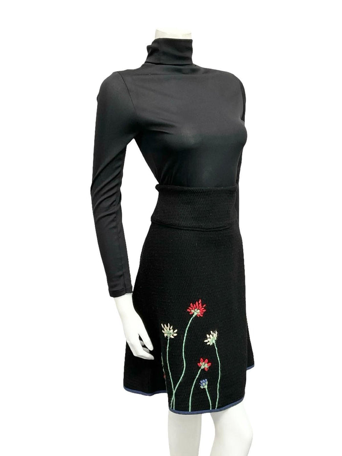 VTG 60S BLACK GREEN PINK WHITE FLORAL FOLK EMBROIDERED WOOL KNIT MINI SKIRT 12
