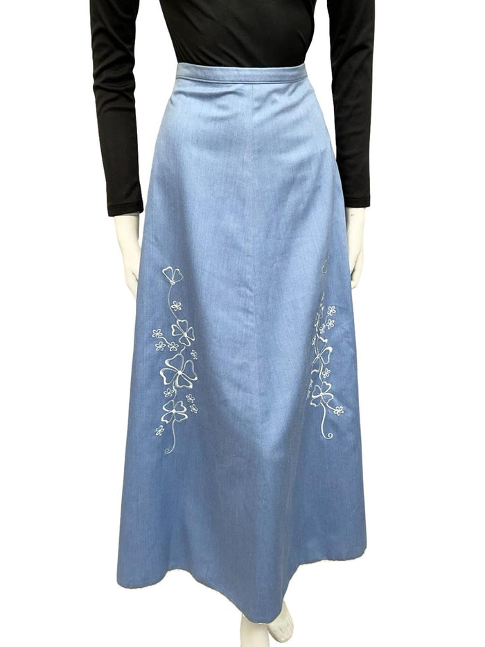 VTG 70 LIGHT BLUE DENIM WHITE FLORAL EMBROIDERED BOHO HIPPY FOLK MAXI SKIRT 8