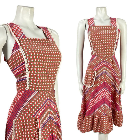 VTG 70S RED WHITE BLUE GREEN RIC RAC FLORAL COTTAGE PINAFORE SUN DRESS 10